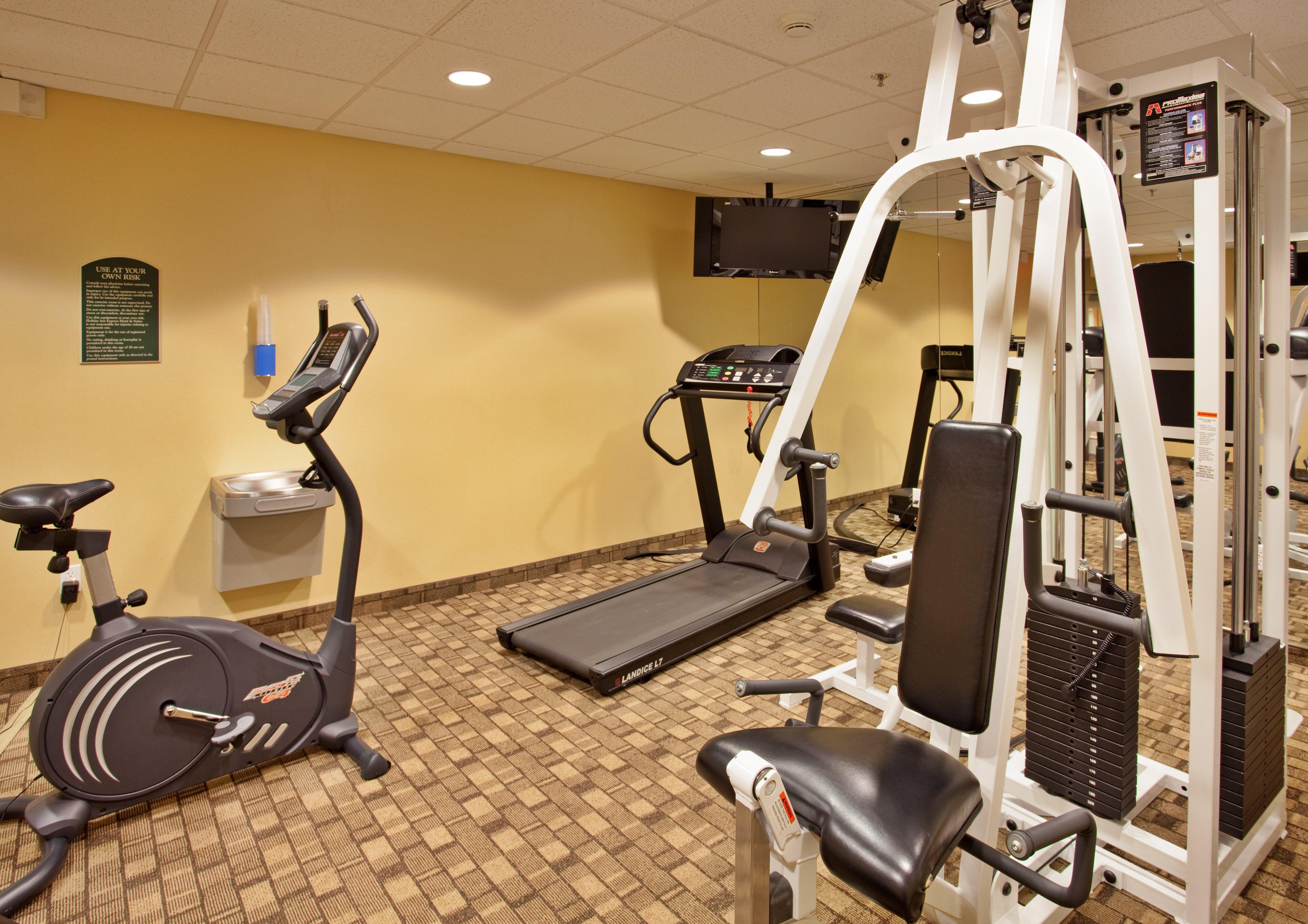 Holiday Inn Express Hotel & Suites Wichita Airport By Ihg Extérieur photo